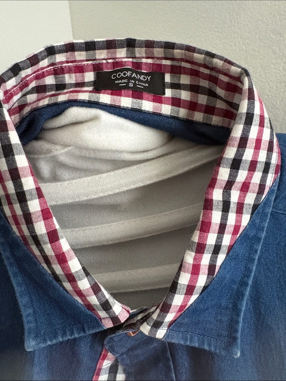 Men's Casual Blue Button-Down Shirt with Check Trim - Picture 2 of 8